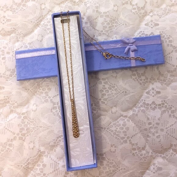 New Monet  Yellow Citrine Crystal Teardrop Charm Pendant Gold Tone Necklace - Picture 3 of 12